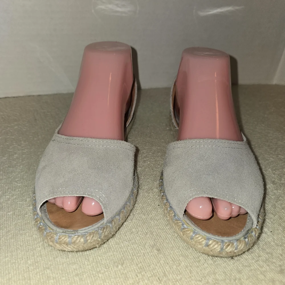 Verbenas Lt. Gray Suede Espadrille Flats size 39
